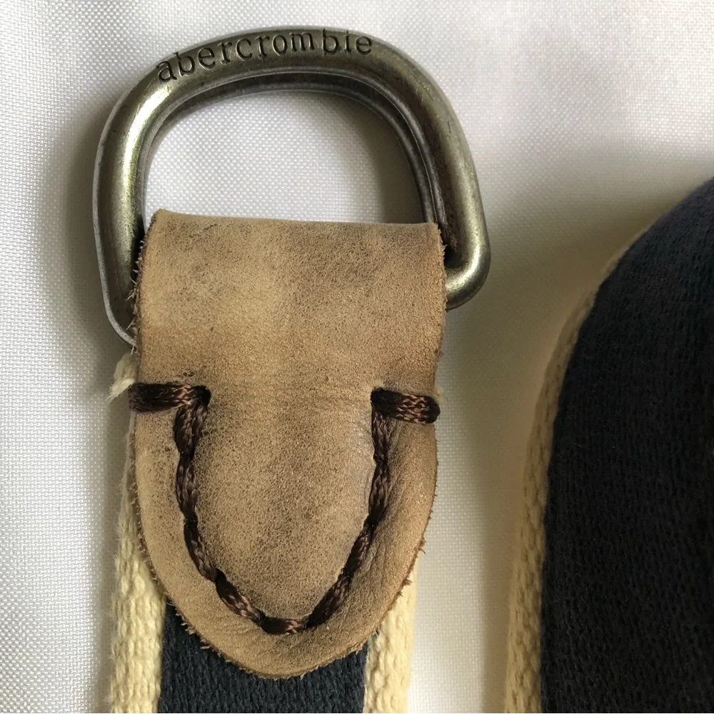Abercrombie & Fitch Black and Cream Canvas D-Ring Belt with Embroidered Moose